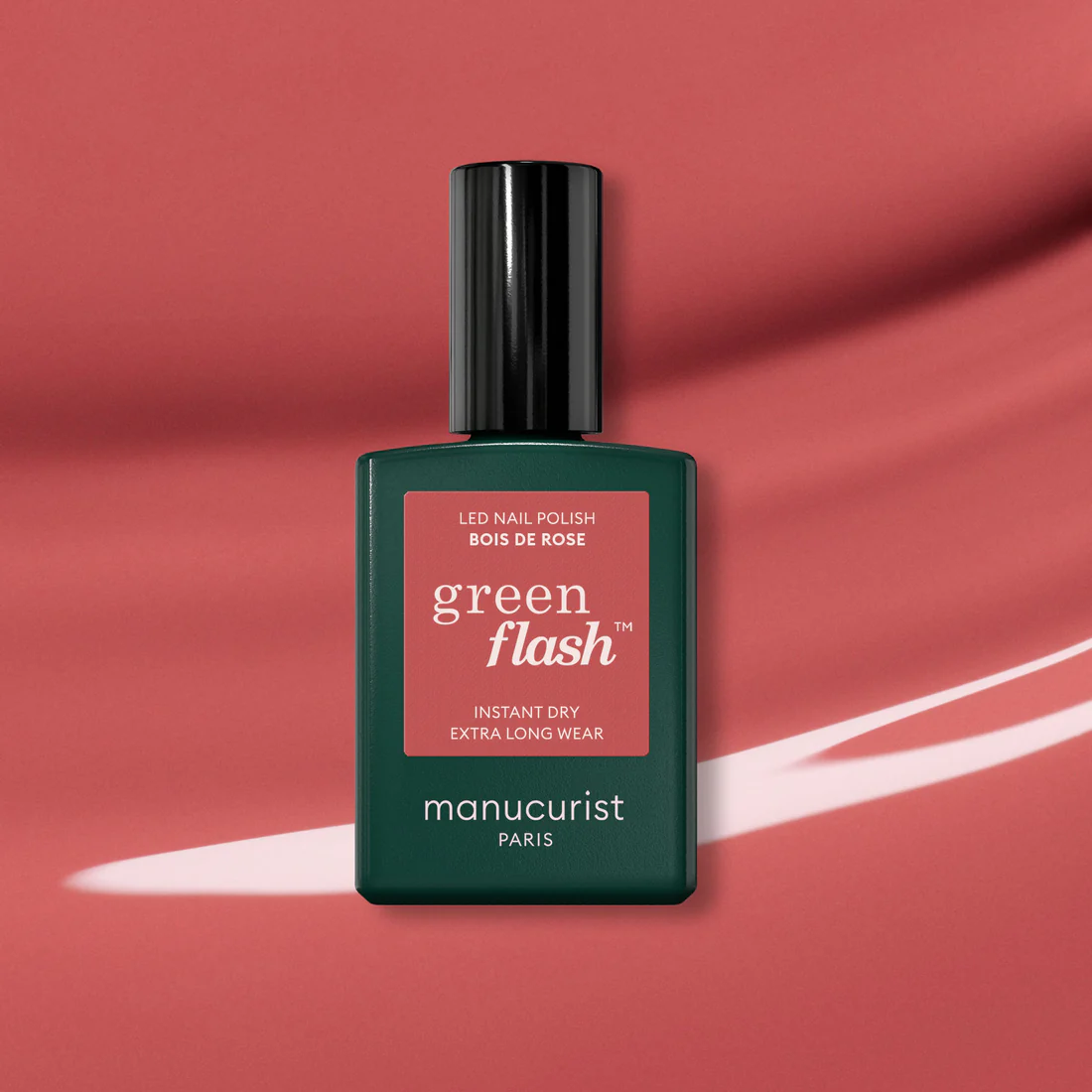 Photo du produit, vernis à ongle rose presque rouge